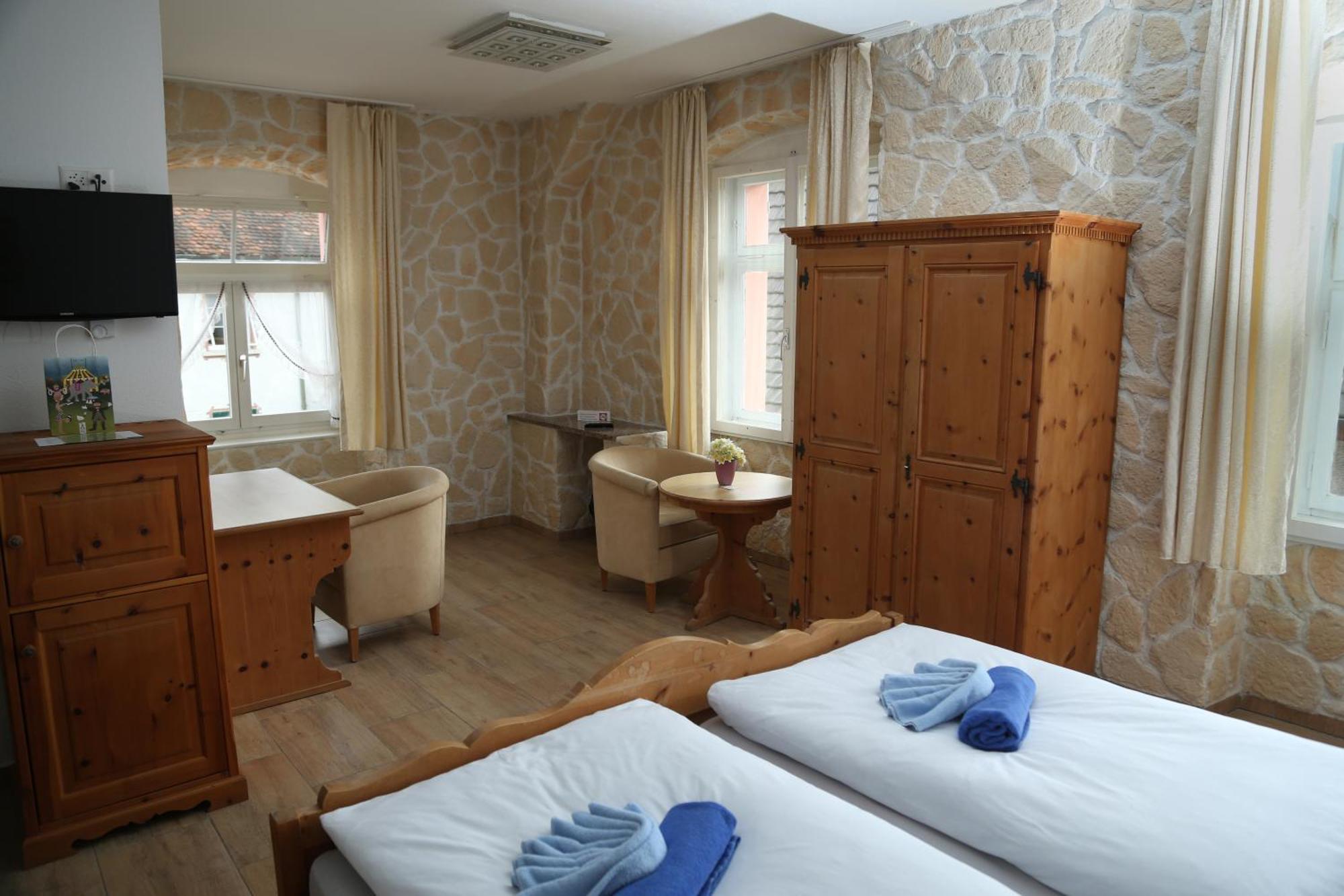 Gasthof Adler Frick Oda fotoğraf